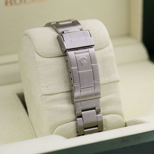 Rolex Sea-Dweller 16600 Image 5